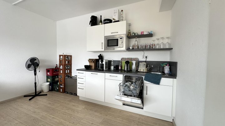 Zentrales und preiswertes Büro in Domnähe