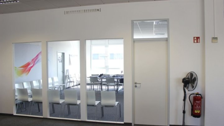 Moderne Büroräume in Köln-Lindweiler