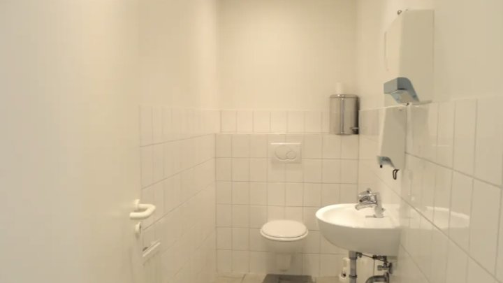 Helles Büro im Gewerbegebiet Köln-Longerich
