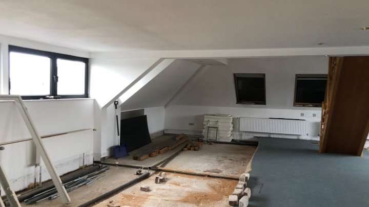 Kaufangebot: Büro- und Geschäftshaus mit Tiefgarage und Ausbaureserve