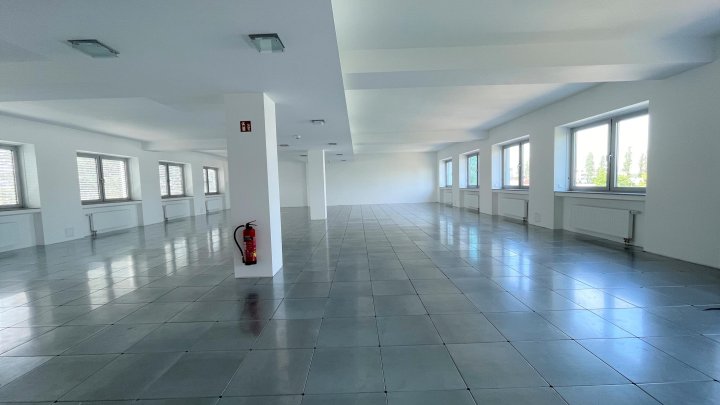 Im Alleinauftrag! Modernes Büro mit perfekter Autobahnanbindung in Köln-Bilderstöckchen