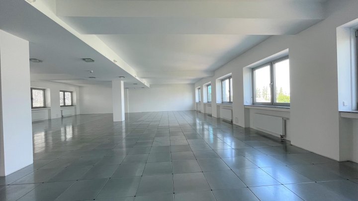 Im Alleinauftrag! Modernes Büro mit perfekter Autobahnanbindung in Köln-Bilderstöckchen