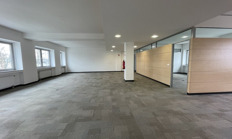 Im Alleinauftrag! Modernes Büro mit perfekter Autobahnanbindung in Köln-Bilderstöckchen