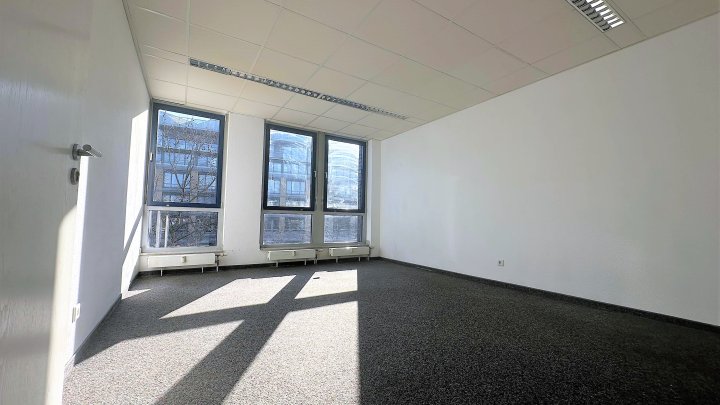 Modern & direkt am Wiener Platz in Mülheim
