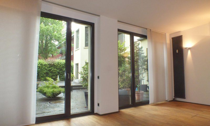 Repräsentative Bürovilla am Stadtwaldgürtel