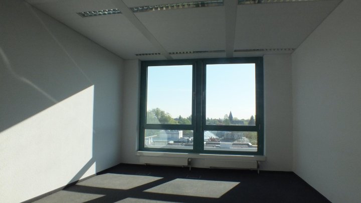 Moderne Bürofläche im Kölner Süden mit guter Autobahnanbindung
