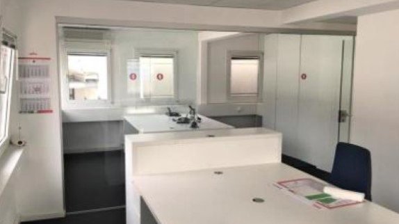 Doppelbüro