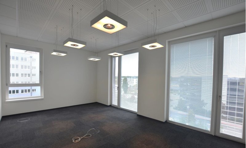 Modernes Büro im Technologiepark