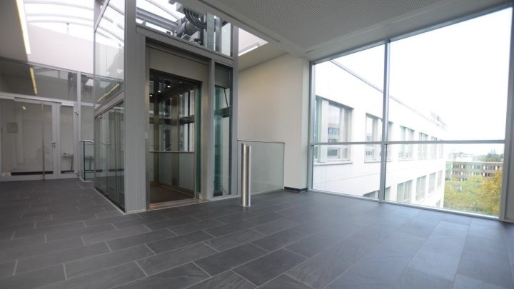 Modernes Büro im Technologiepark