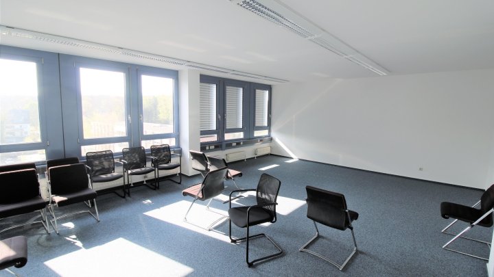 Großzügige Büroflächen im Kölner Süden