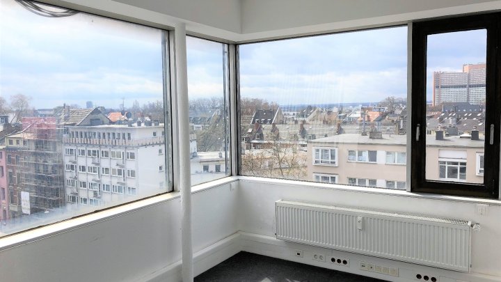 Frisch renovierte Büroflächen in der Kölner City