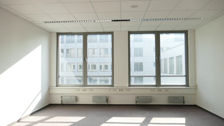 Attraktives Gebäude mit flexibler Raumaufteilung in Braunsfeld