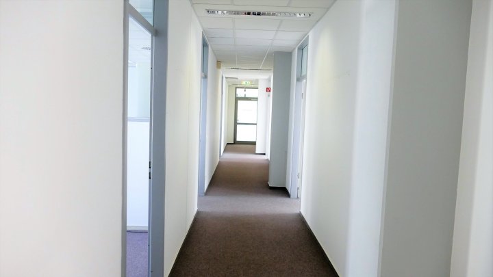 Attraktives Gebäude mit flexibler Raumaufteilung in Braunsfeld