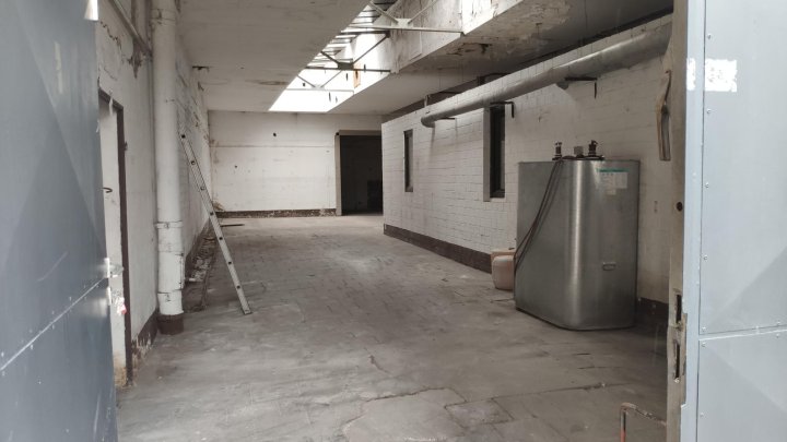 Hallen-/ Lagerflächen im 