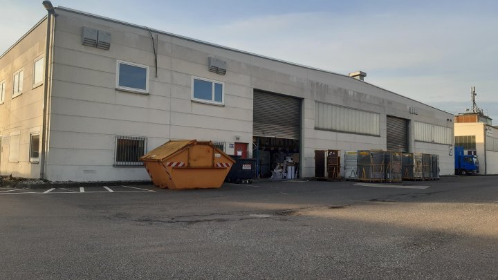 Hallen-/ Lagerflächen im 