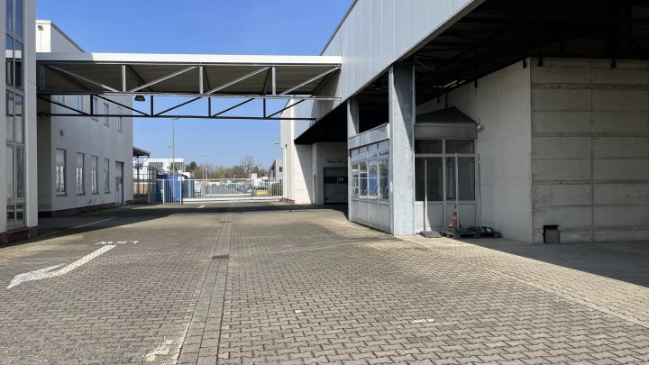 Exklusiv! Freilufthalle in Dormagen!