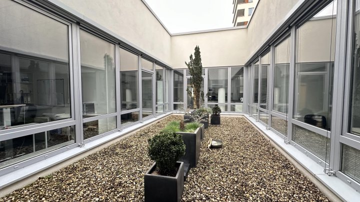 Großzügige Büro-, oder Praxisfläche im Goltsteinforum