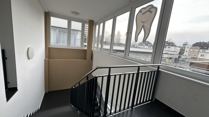 Großzügige Büro-, oder Praxisfläche im Goltsteinforum