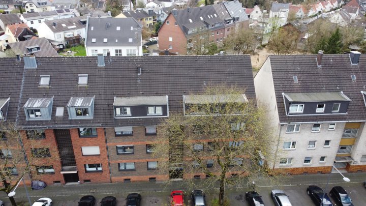 Mehrfamilienhaus in Holweide mit Entwicklungspotential