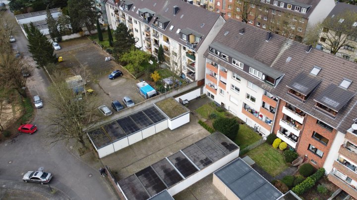 Mehrfamilienhaus in Holweide mit Entwicklungspotential