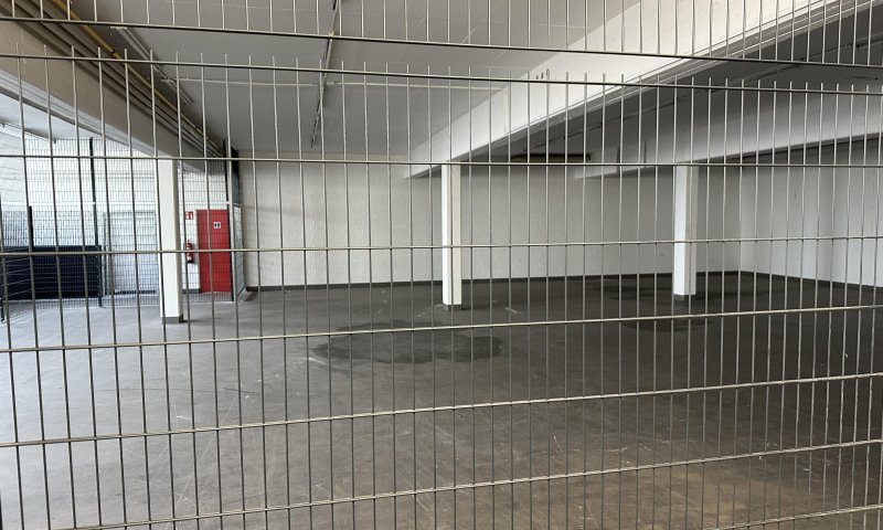 anfahrbares Lager im Untergeschoss in Ossendorf