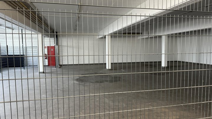 anfahrbares Lager im Untergeschoss in Ossendorf