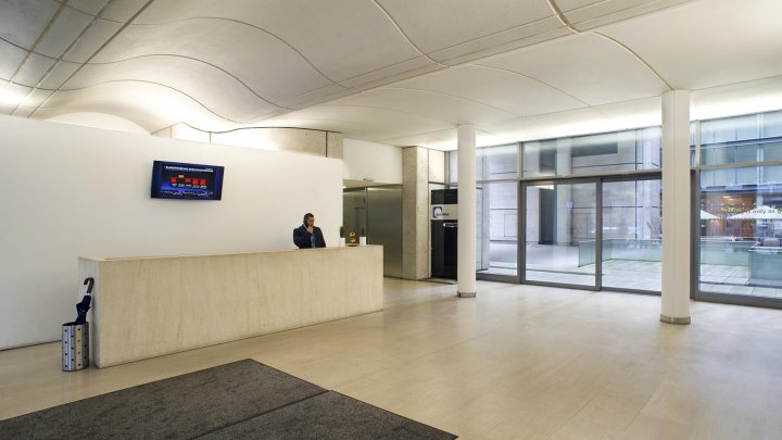 Top Lage im RingKarree: Helles modernes Büro mitten in Köln