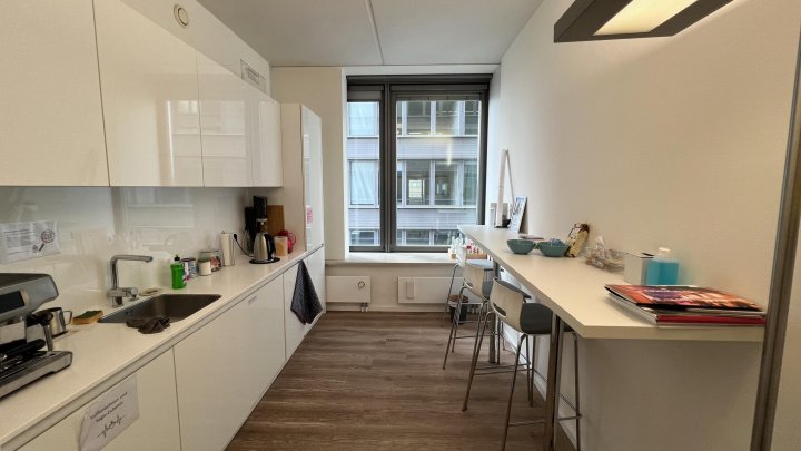 Top Lage im RingKarree: Helles modernes Büro mitten in Köln