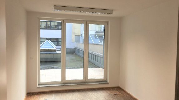 Büro mit Balkon