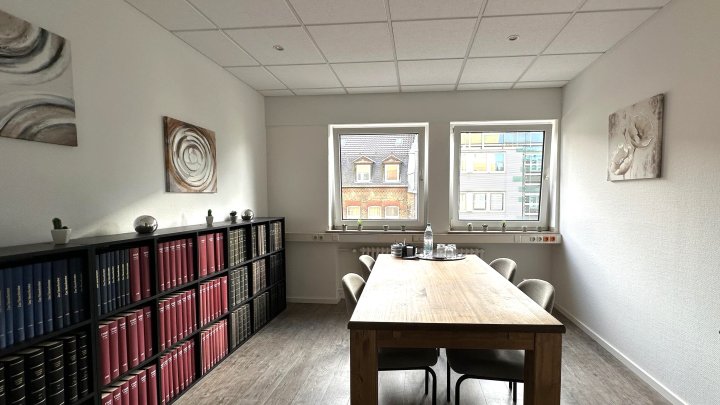 Klassisches Büro mit guter Ausstattung in Köln Weidenpesch!