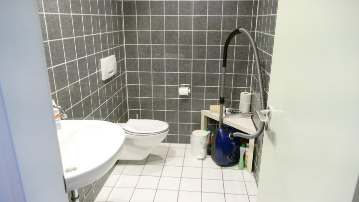 kleines Zweiraumbüro im Belgischen Viertel