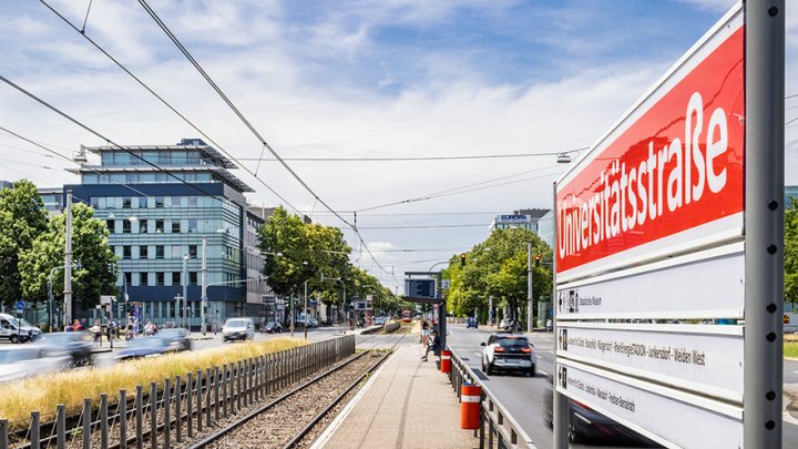 Repräsentatives Bürogebäude in werbewirksamer Ecklage und Nähe zum Aachener Weiher