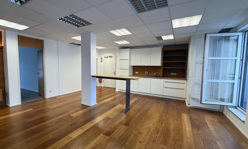 Moderne Bürofläche Nähe Rudolfplatz