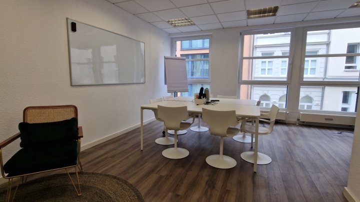 Moderne Bürofläche Nähe Rudolfplatz
