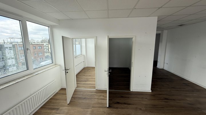 Büro, Praxis oder mehr? Top-Gewerbefläche in Volksgartennähe!