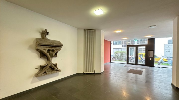 Im Alleinauftrag! Ihr neues Loftbüro mit Terrasse und Stellplätzen in Rheinnähe!
