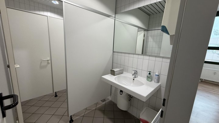 Untermieter gesucht! Loftiges Büro in Köln-Ossendorf!