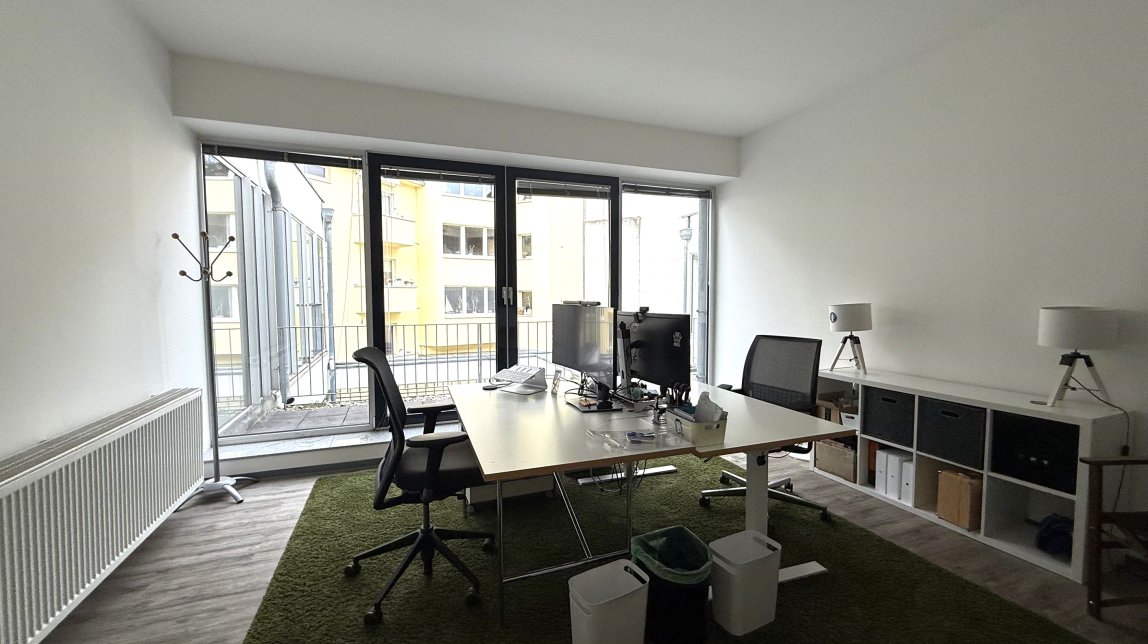 Doppelbüro