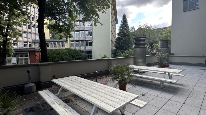 Frisch saniertes Büroloft am Barbarossaplatz