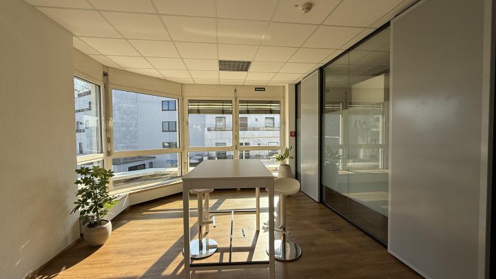 Neuer Mieter gesucht! Büro Nahe der Bastei mit kleiner Terrasse!