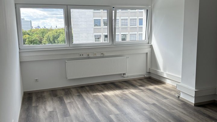 Funktionales Büro in der Nähe vom Wiener Platz