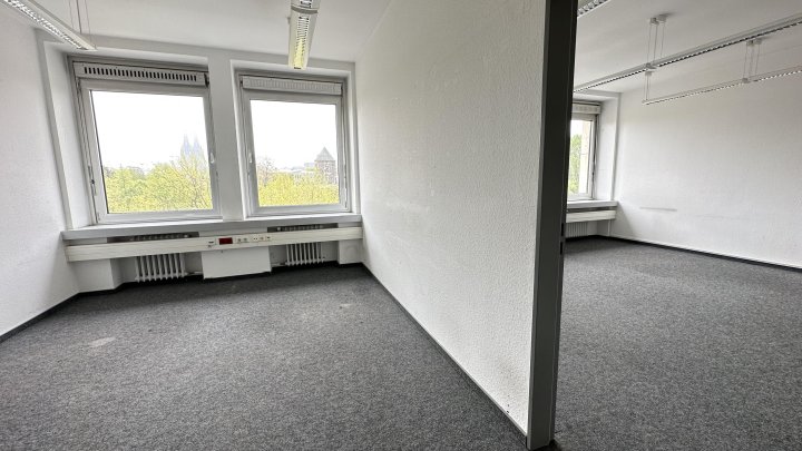 Großzügige Büroflächen am Hansaring!