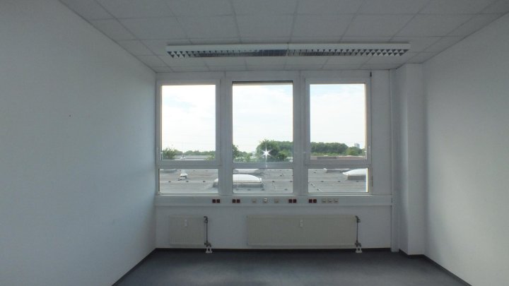 Moderne Büro- und Hallenflächen in Porz zu vermieten