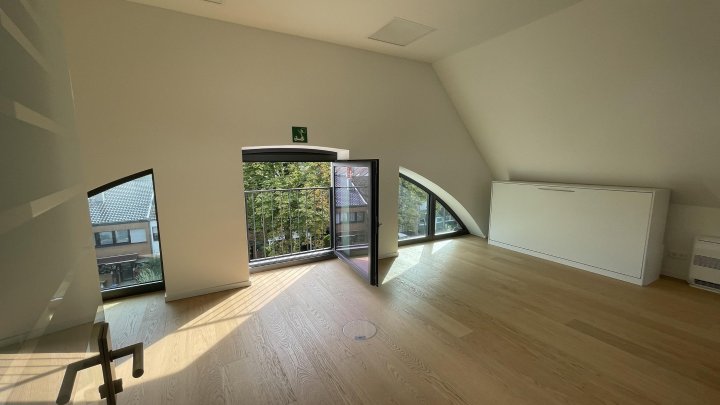 Modernes Maisonette-Büro in der 