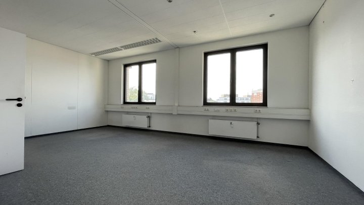 Modernisiertes Bürogebäude in Köln-Merheim