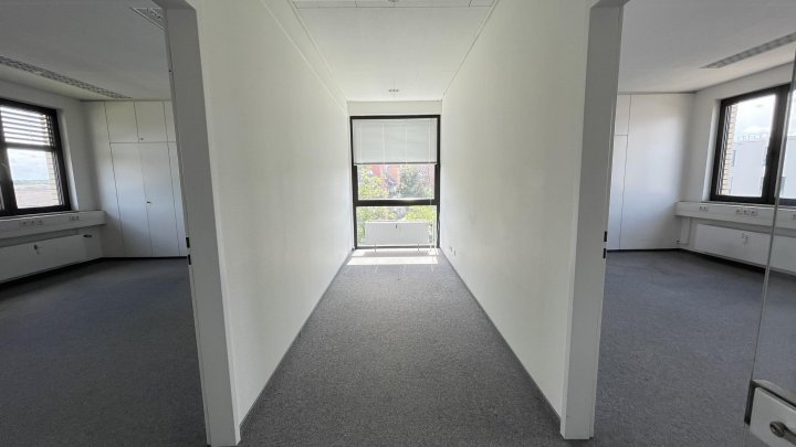 Modernisiertes Bürogebäude in Köln-Merheim