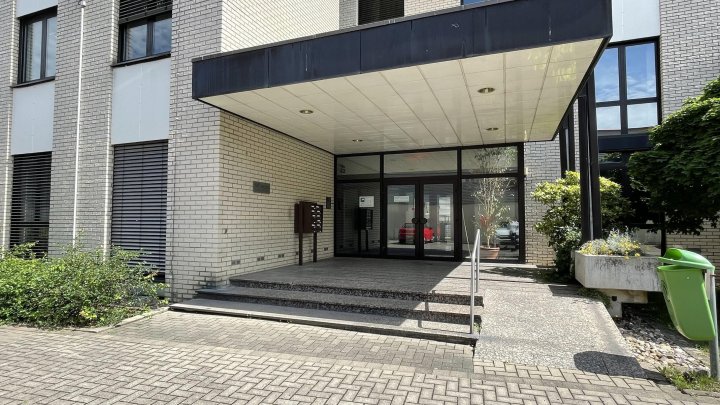 Modernisiertes Bürogebäude in Köln-Merheim