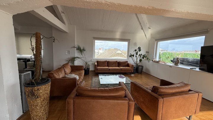 Büro mit riesiger Dachterrasse! Ihre neues Fläche mitten in Ehrenfeld
