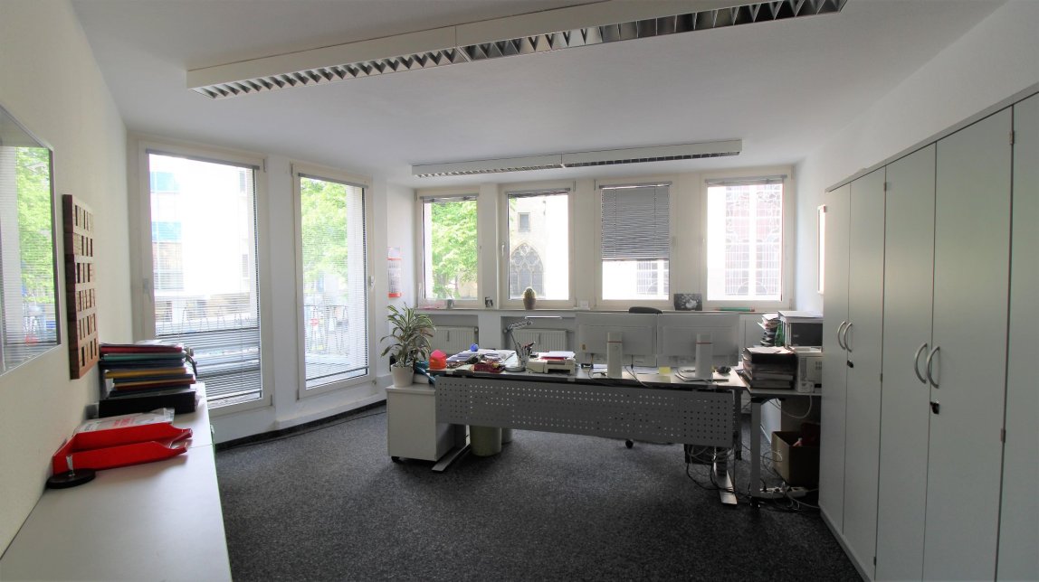 Büro3