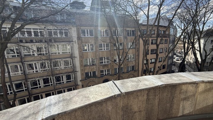 Repräsentatives Büro hinter Denkmalgeschützter Fassade in direkter Innenstadt